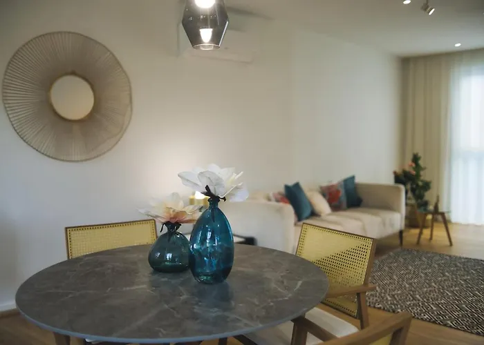 Azure Downtown 3 דירה *