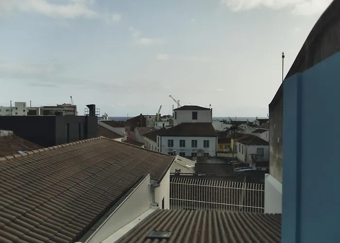 Azure Downtown 3 דירה