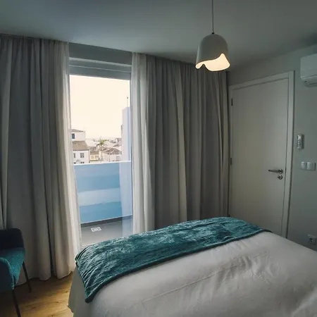 Azure Downtown 3 Daire *